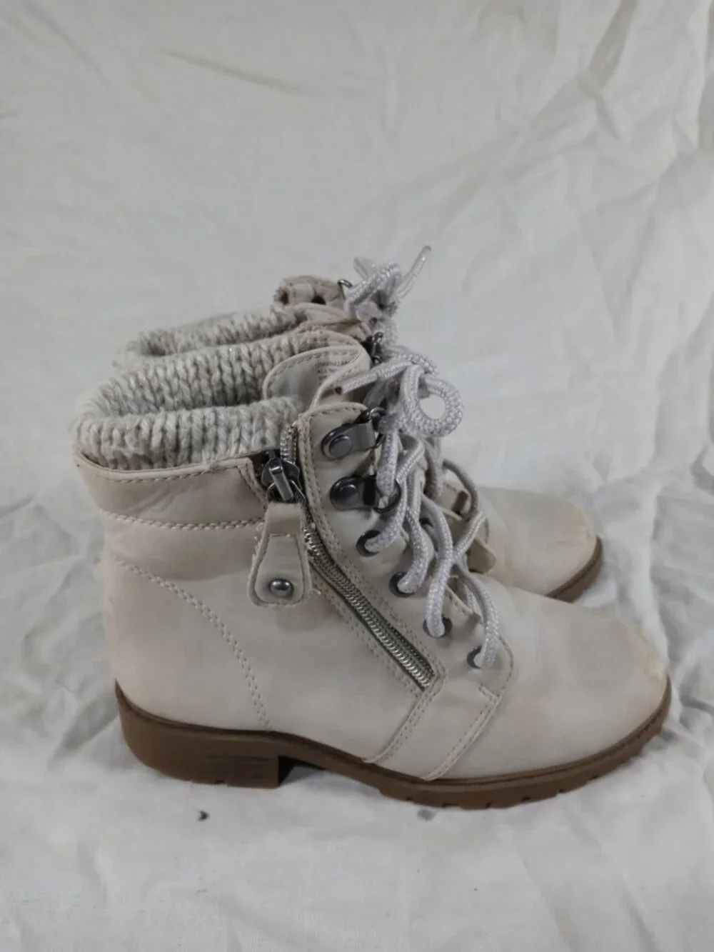 Wonder Nation Girls Beige/ Brown Lace & Zip Up Combat Boots Size 13 in Good Cond